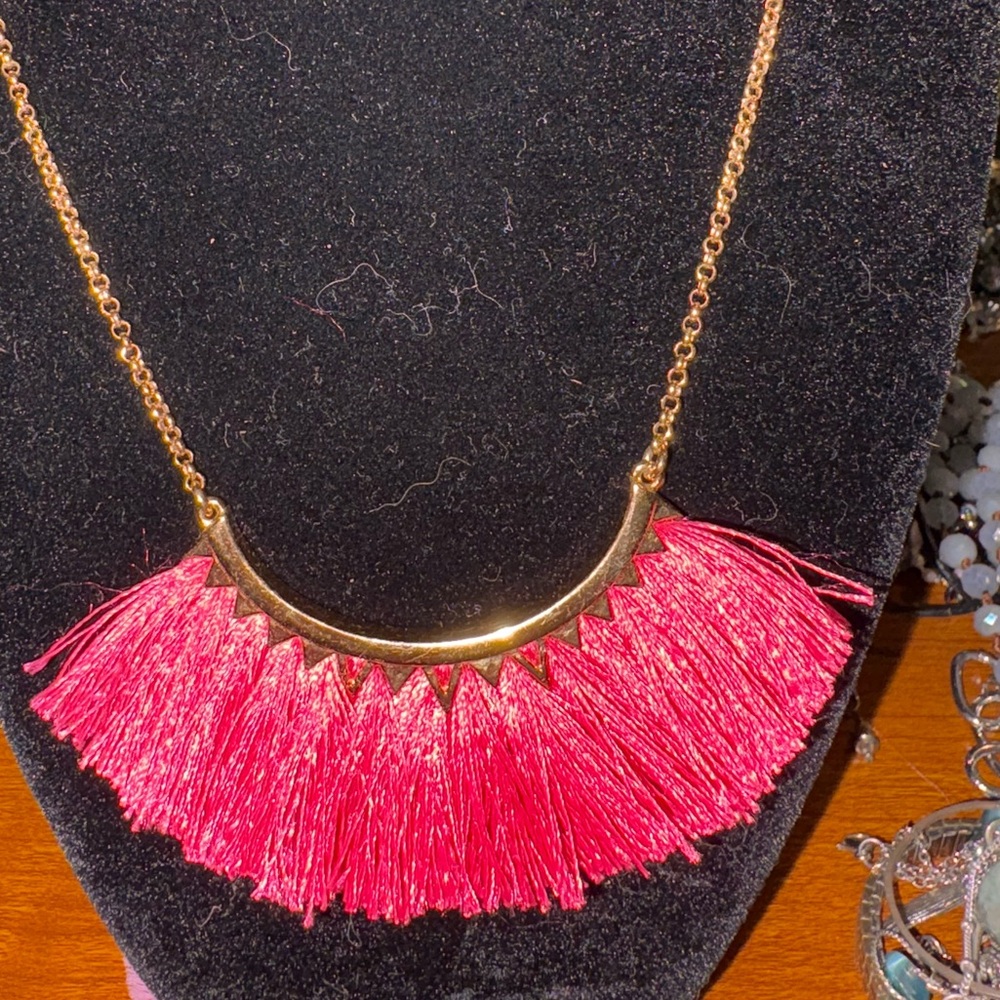 Stella &‎ Dot Gold Necklace with Vibrant Pink Fringe